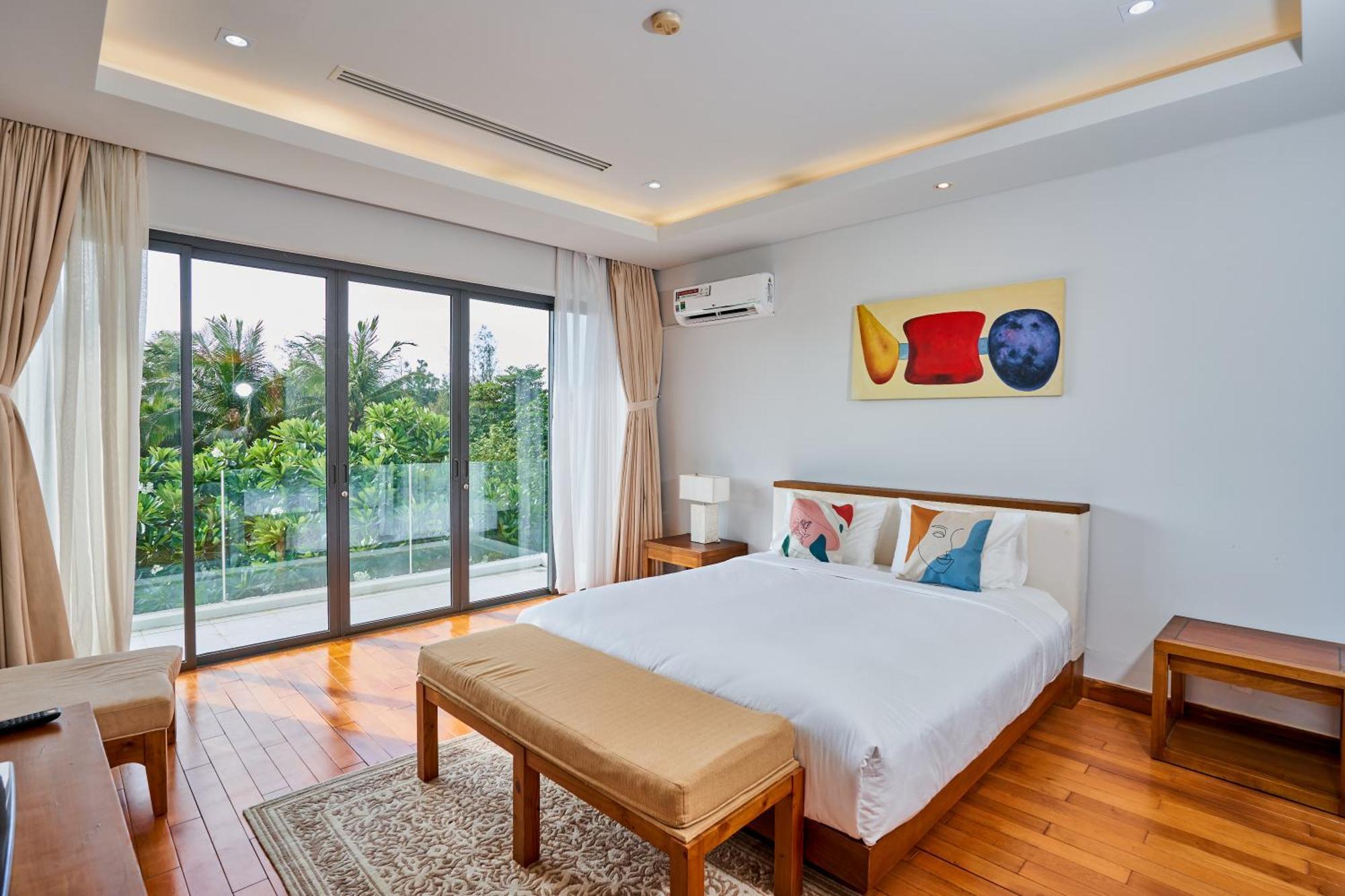 Ocean Luxury Villas Danang Exterior photo