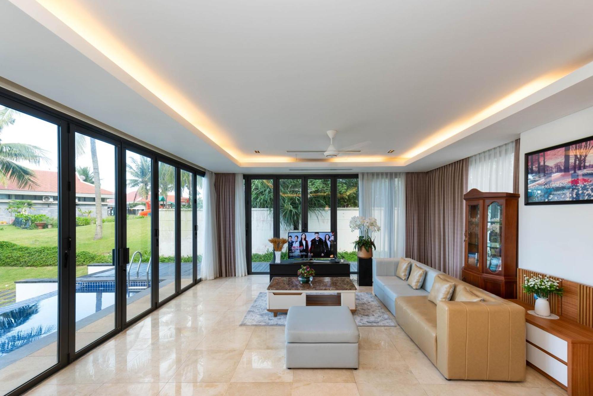 Ocean Luxury Villas Danang Exterior photo