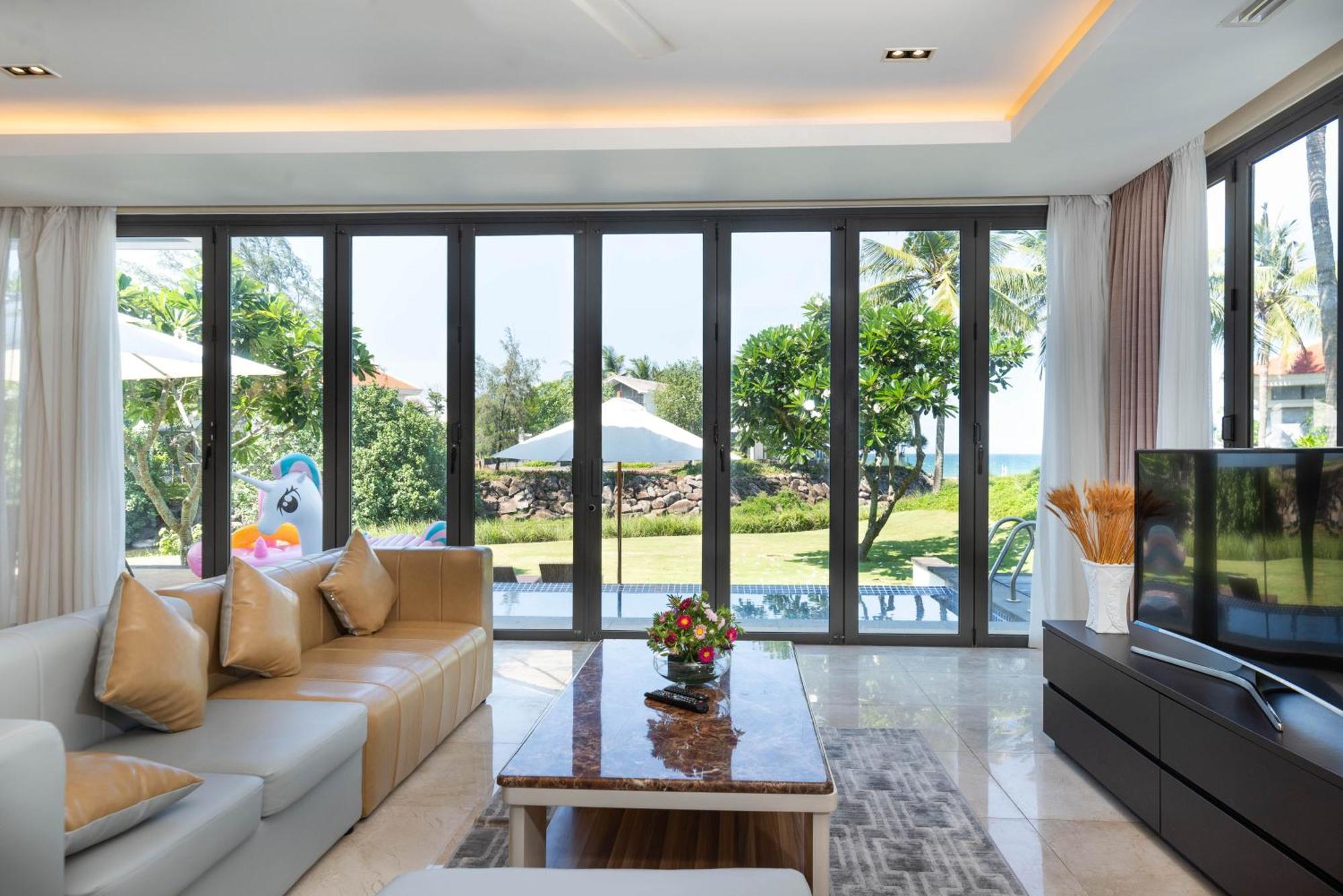 Ocean Luxury Villas Danang Exterior photo
